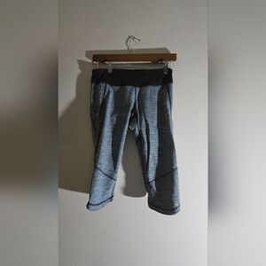 Lululemon Athletica Black and Gray Capris